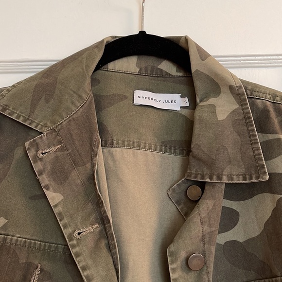 Never been worn Sincerely Jules camo jacket - Picture 2 of 3
